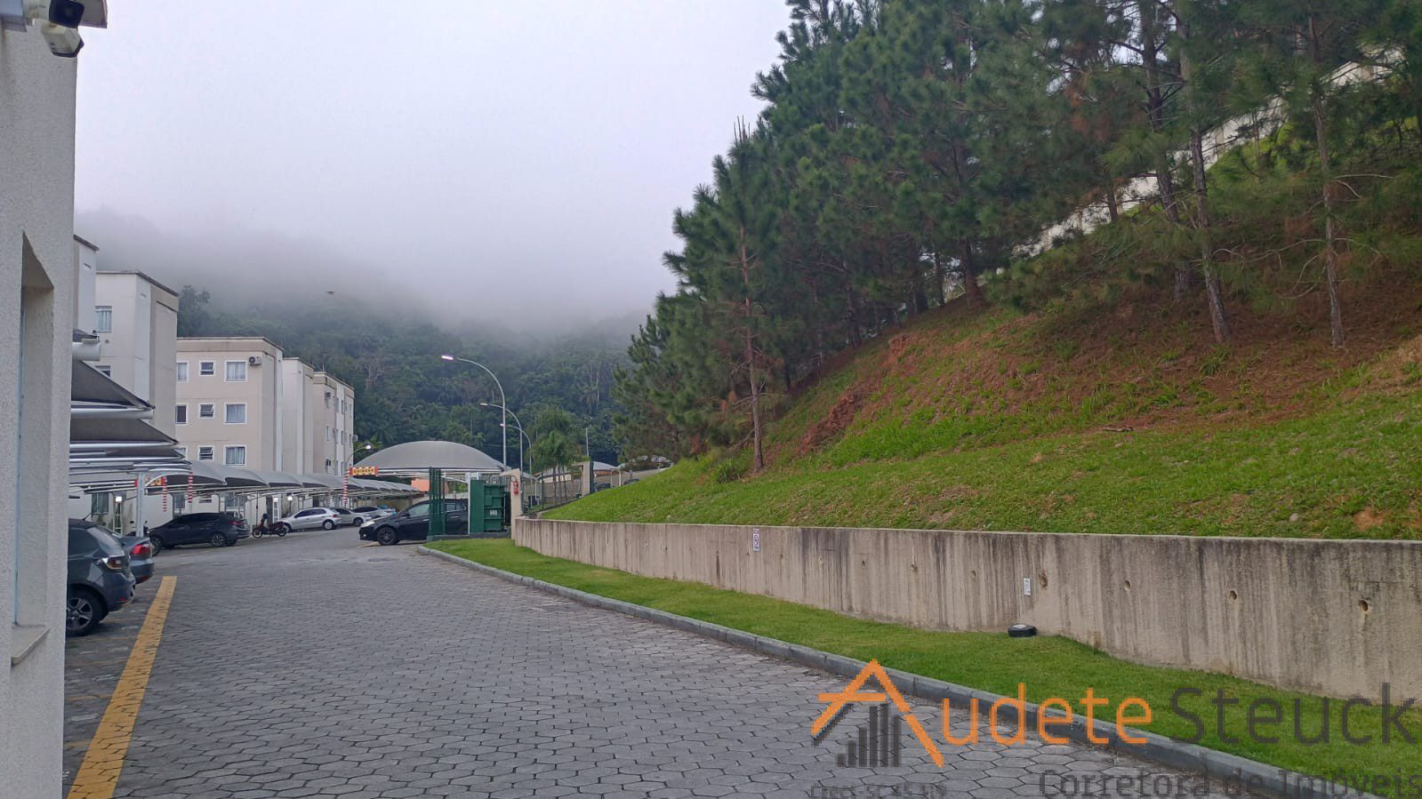 07050c2c-b847-4ff0-9d92-048e82229c62