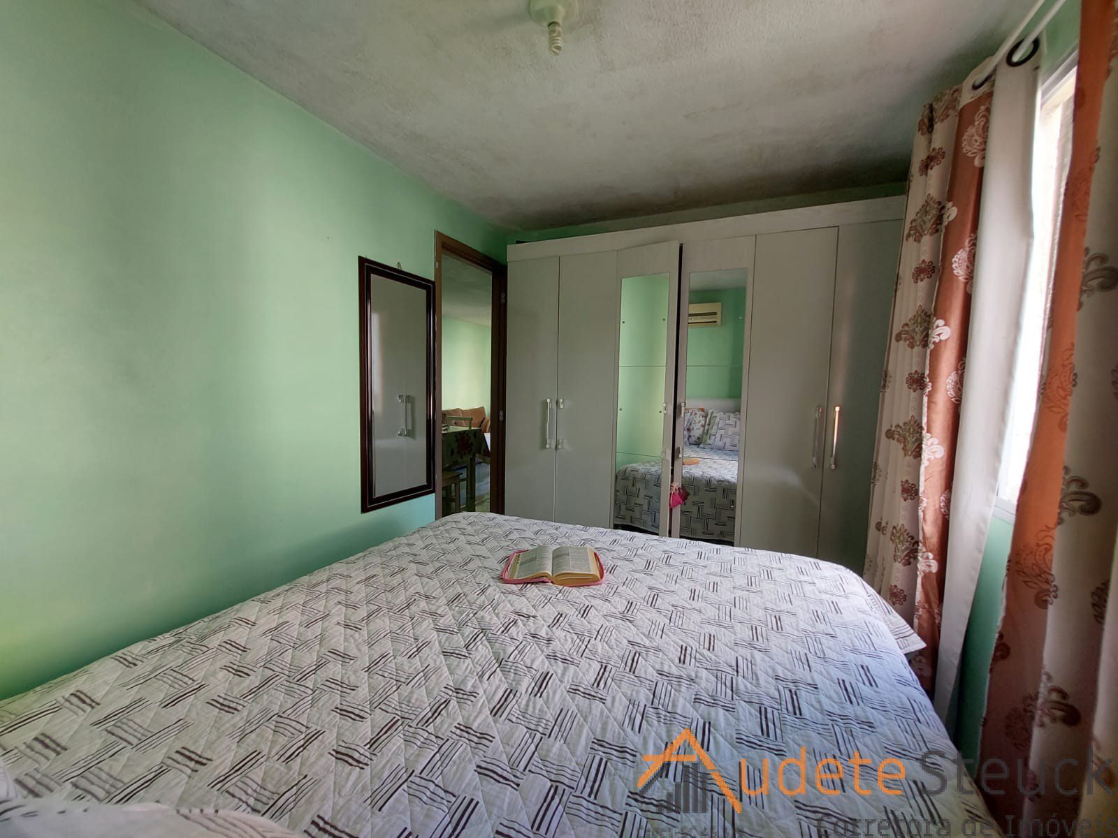 1ba30432-33f4-462f-b234-b046ae67bfb7