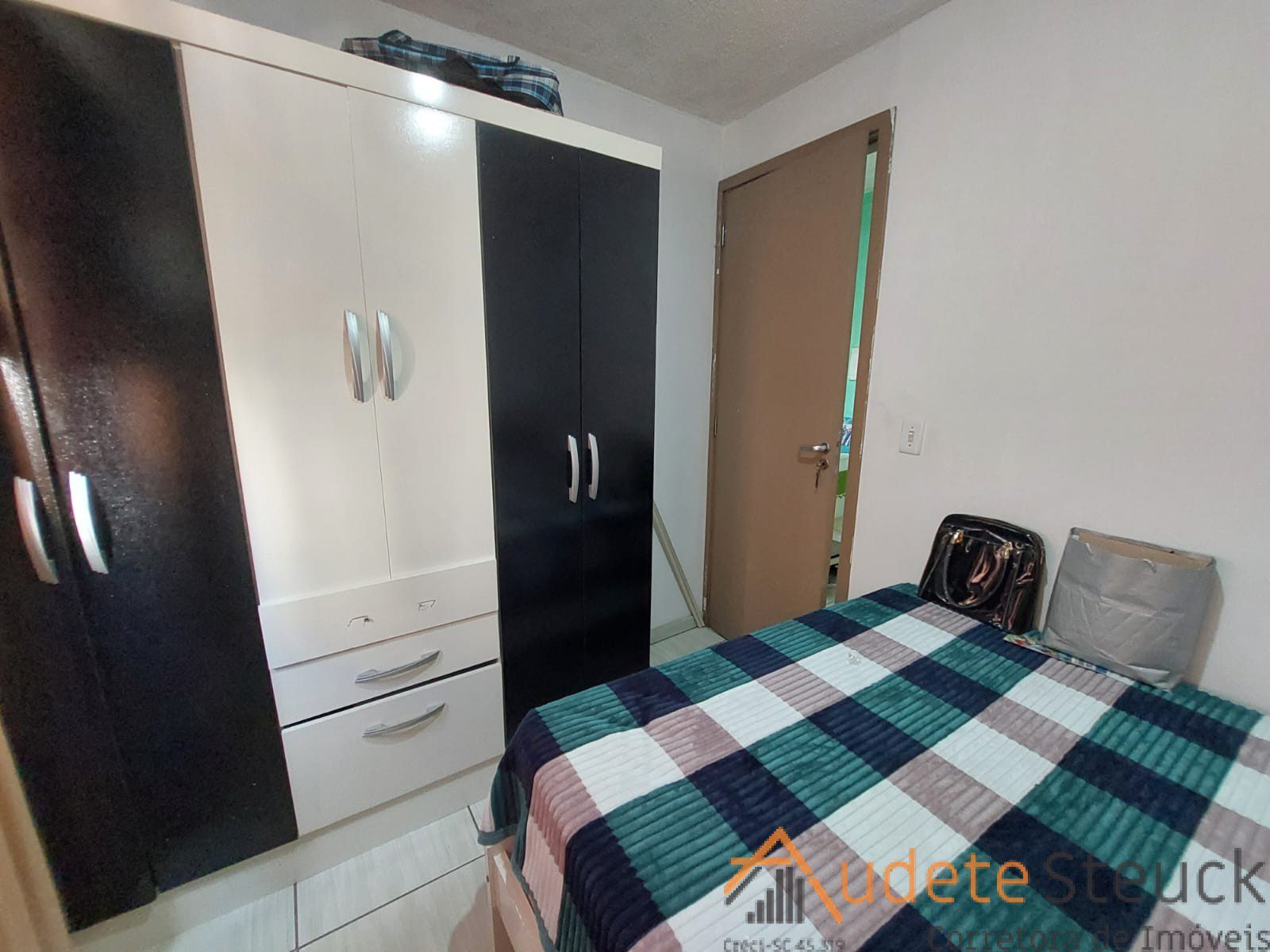 24311443-148d-436c-a31c-03e261f8e6ae