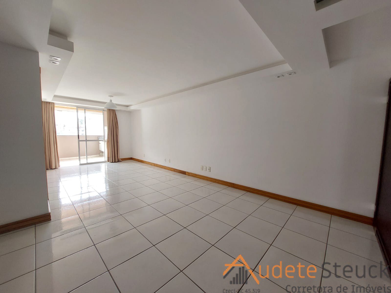 2b684932-aae5-4d1c-9e08-fed2a838da53