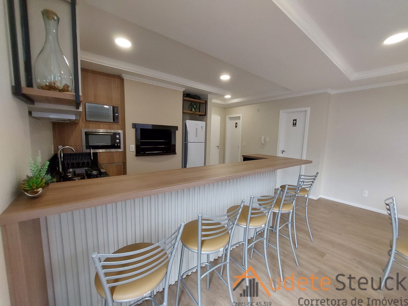 68bf90f8-7b64-4661-982c-3fc865e98425