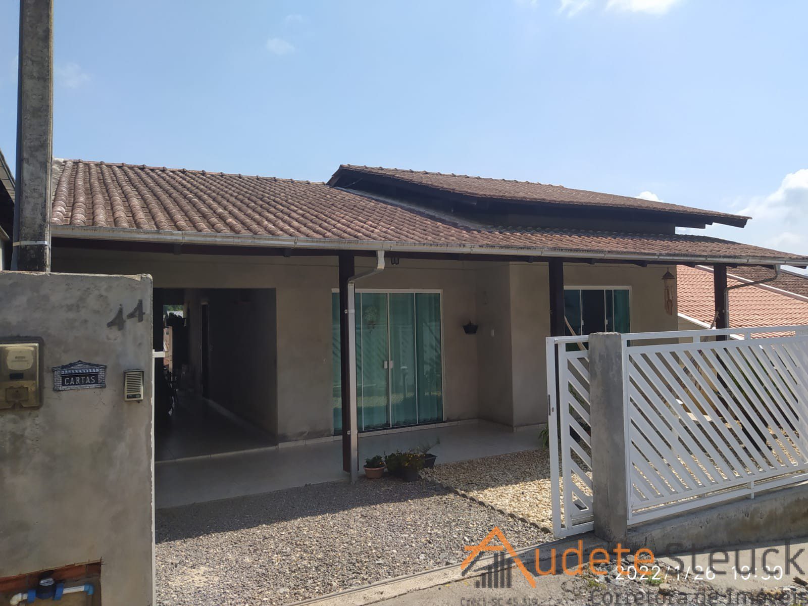 6be42886-89e2-4ee2-abdd-50395caf47df