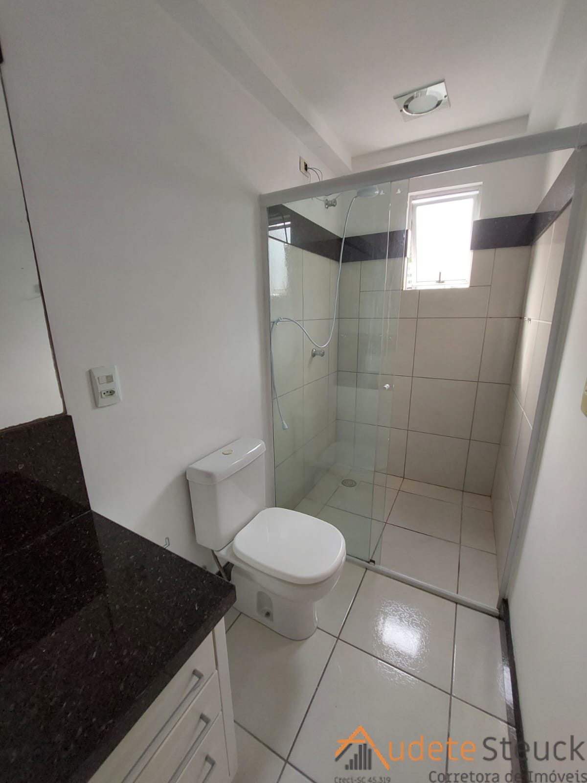 b65d9e06-59ea-4ed0-88aa-9457d37d5b34