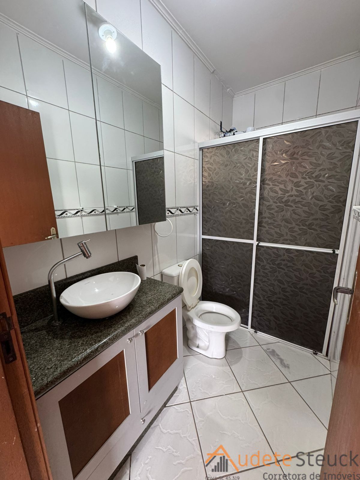 228756f1-c5d1-4645-95a3-3034c9879f71