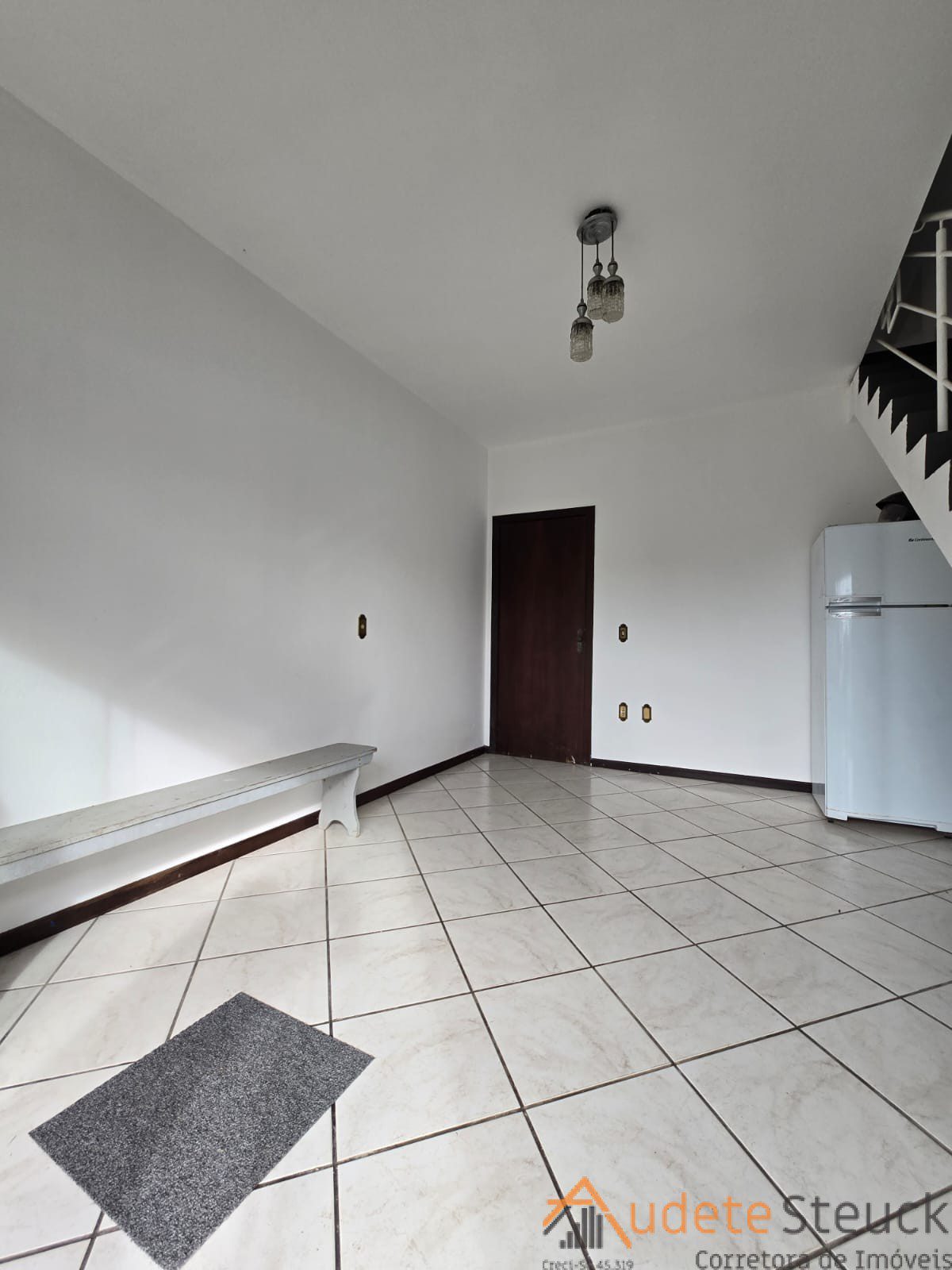 24dbfea5-7bb8-4380-b5aa-2d2a47496255