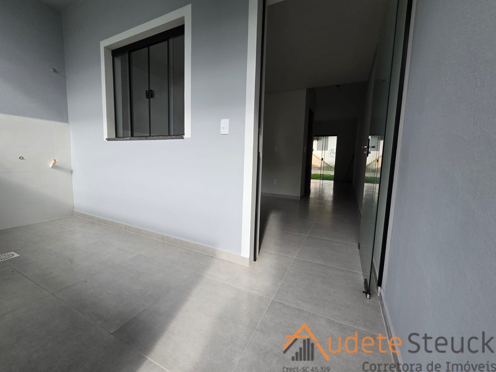 61dfac14-4936-40f6-a727-aaff8f885875