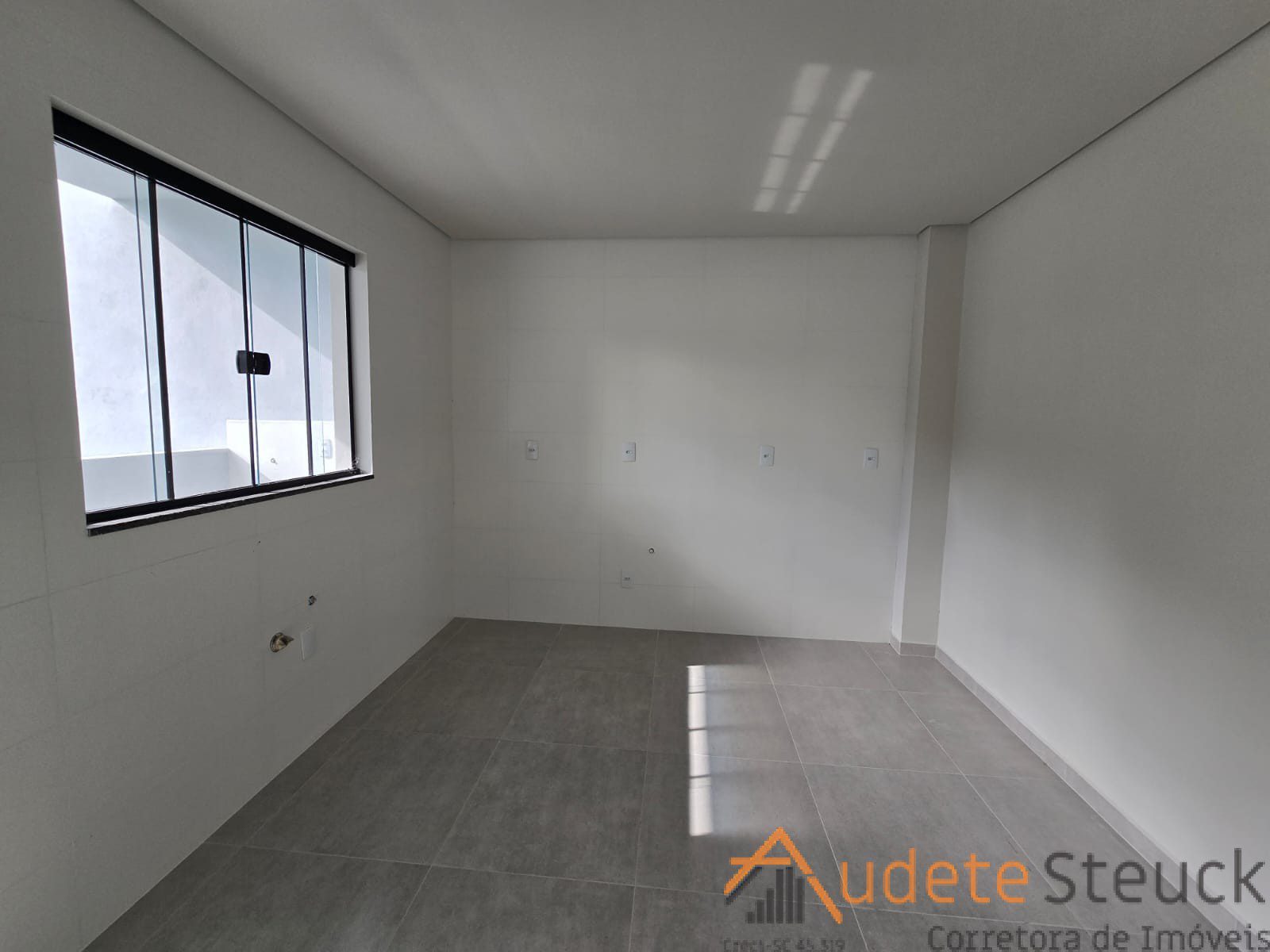 66bb7d66-2791-476c-a938-679fede02597