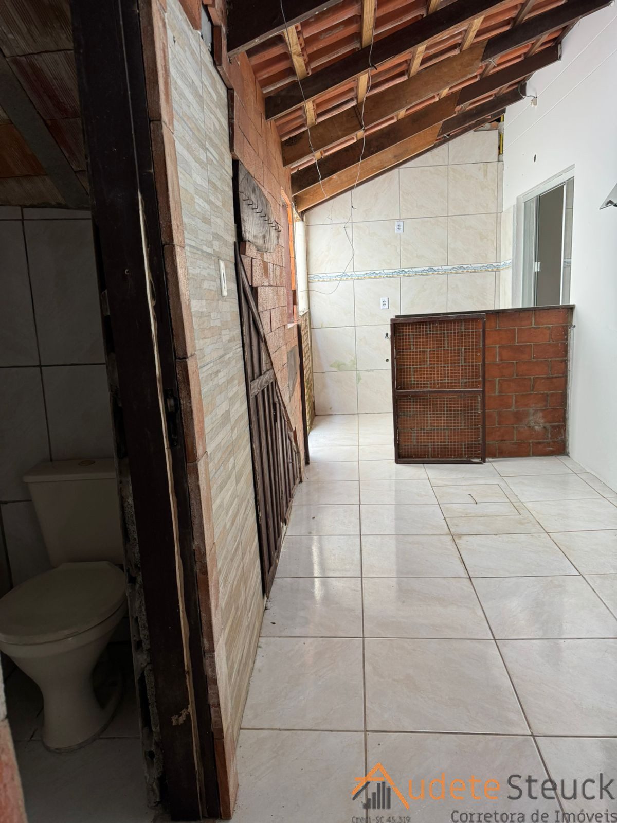 69c6c596-2d0d-45e7-bd31-274836d7958a