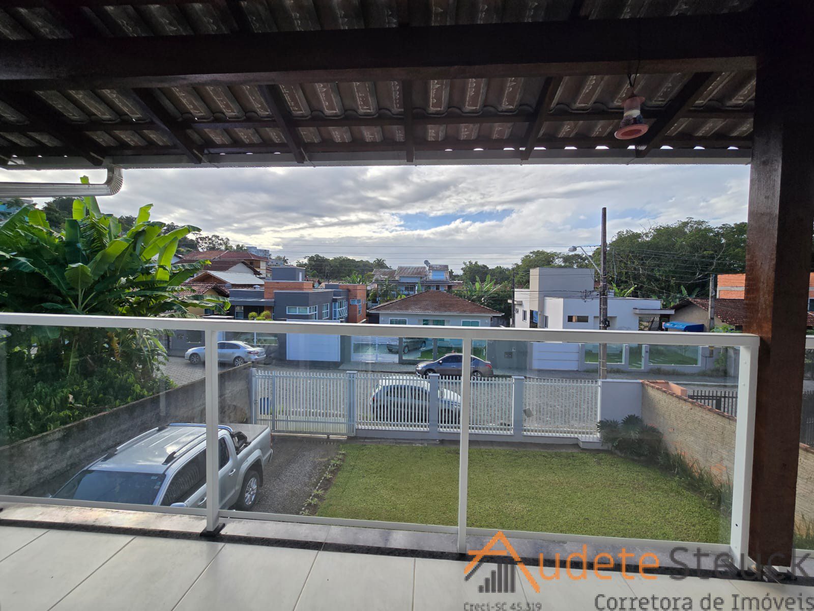 9abde358-087f-49a3-825c-506b56d91331