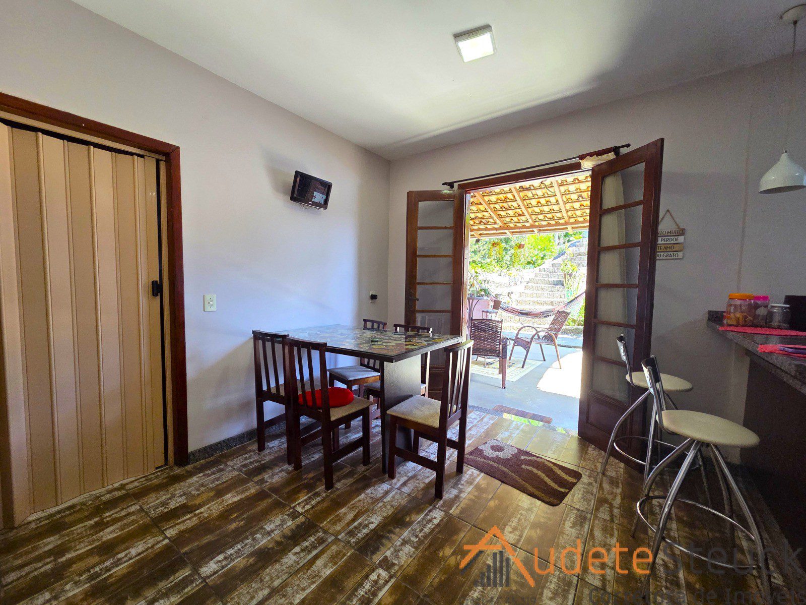 50820489-93ad-4f6e-aee5-e4c2ab4e6e8c