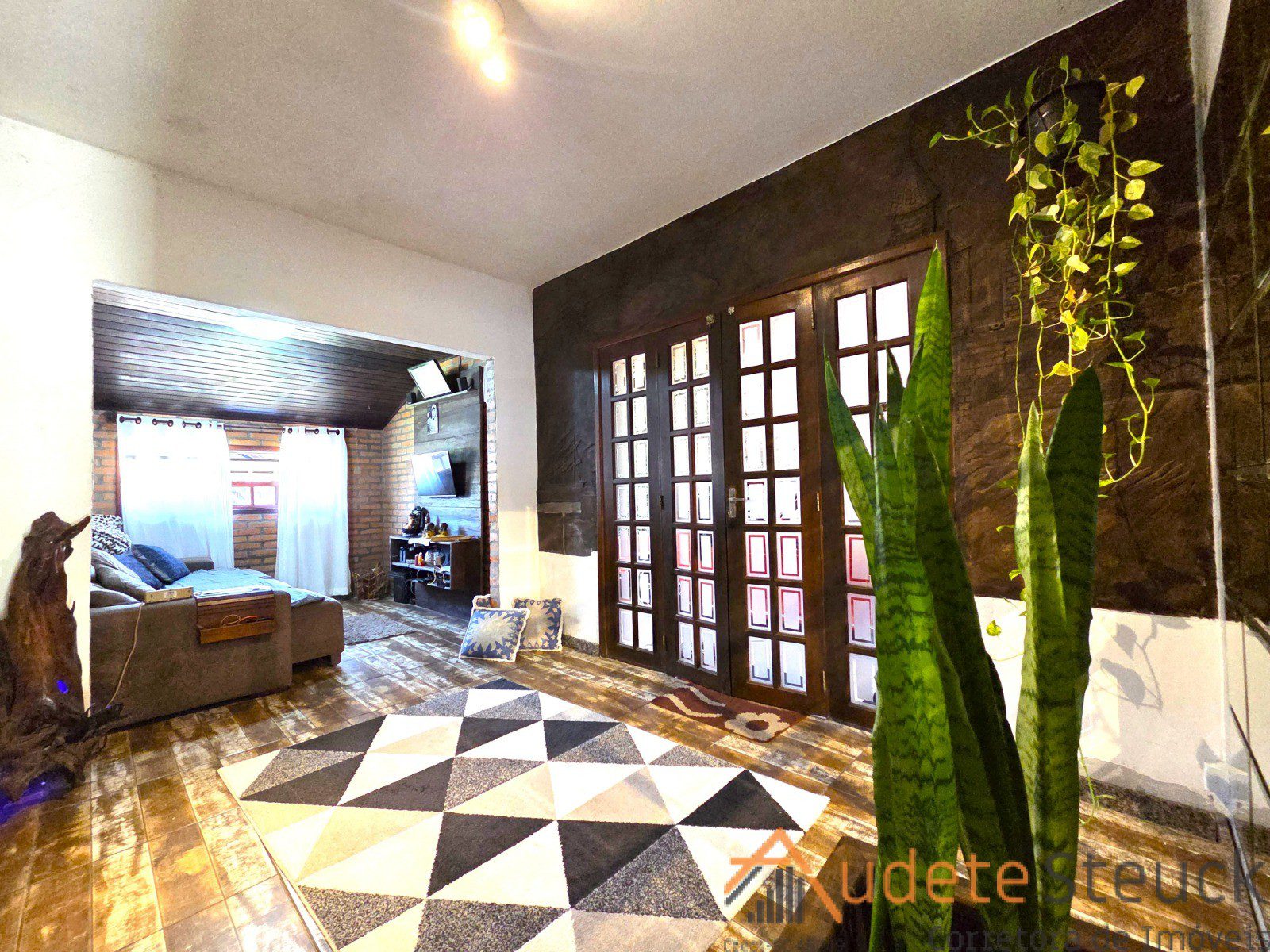 67c66e6f-5153-4c3c-b067-9ab83df6affa