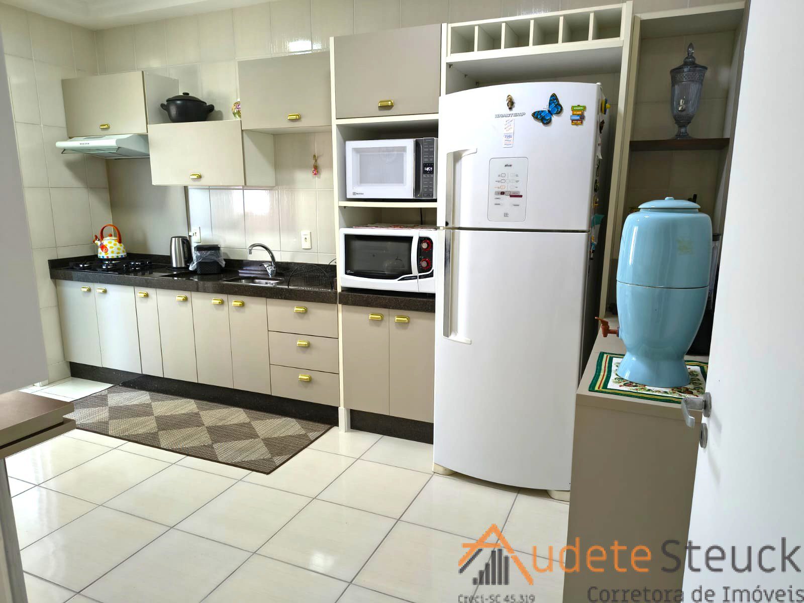 792a096a-9664-47ab-b25b-9e4cdb64a893