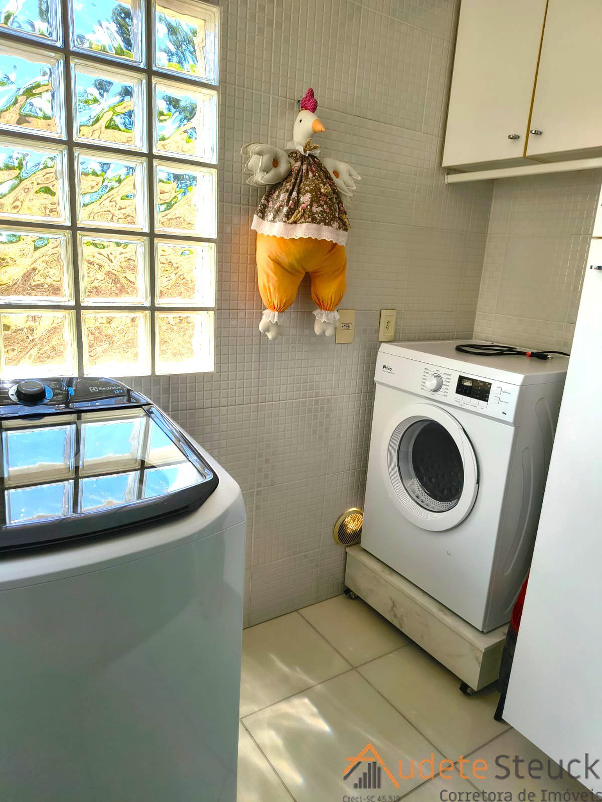 92b86382-9d79-4f02-84b4-7b6c80e036a2