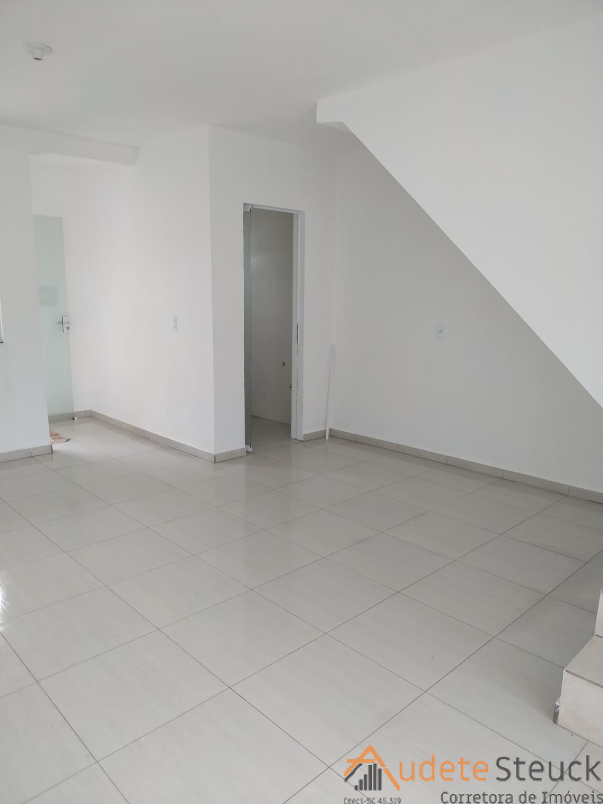 b3657e47-4c99-4091-96e7-f566f3ac62d2