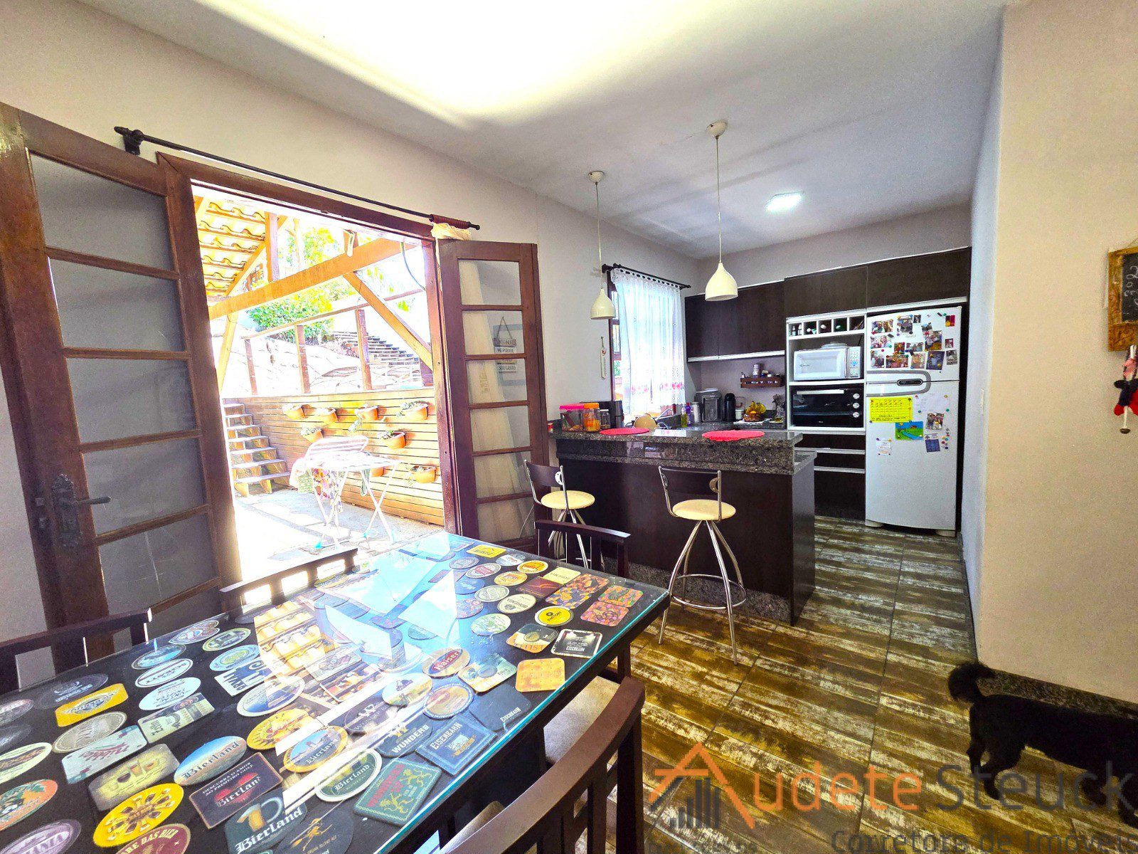 c8e8557d-be6b-4cff-a28b-f00fdb67df20