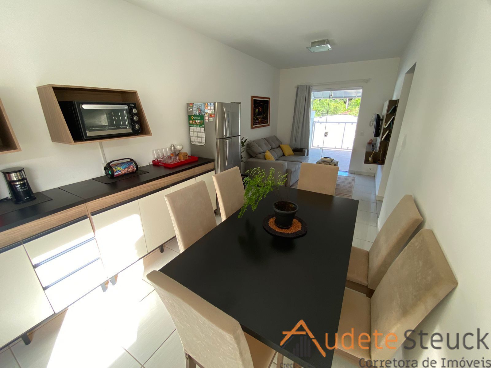 d322c2da-73a8-48ca-8686-d2a6cde03324